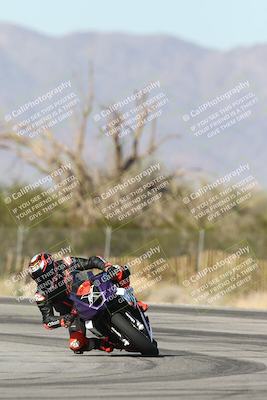 media/Dec-01-2025-Moto Forza (Mon) [[2daa91e15f]]/1-Advanced Group/Session 3 (Turn 3)/